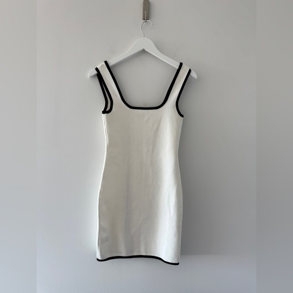 ASTR The Label Contrast Button Sweater Dress XS - Picture 6 of 7